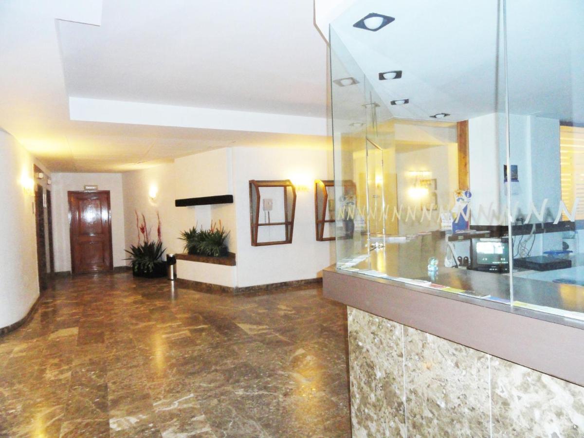Novelty I Apartment ซาลอว์ ภายนอก รูปภาพ